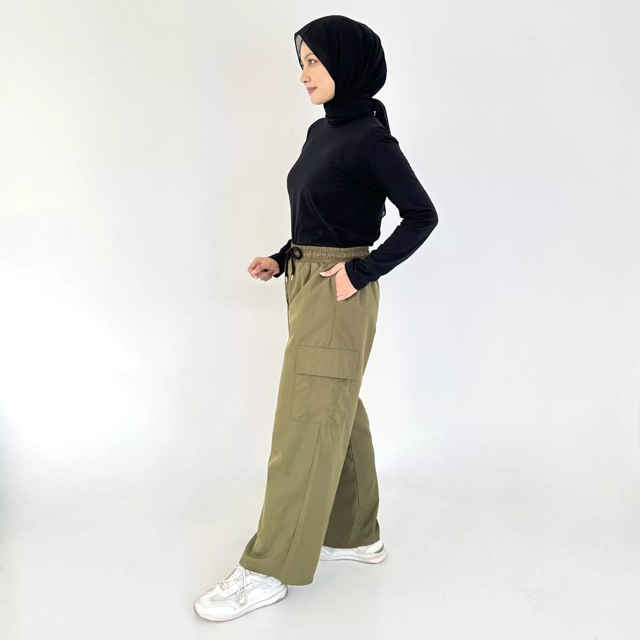 BUY 1 GET 1 FREE Parasut Cargo Pants [Black - Army]