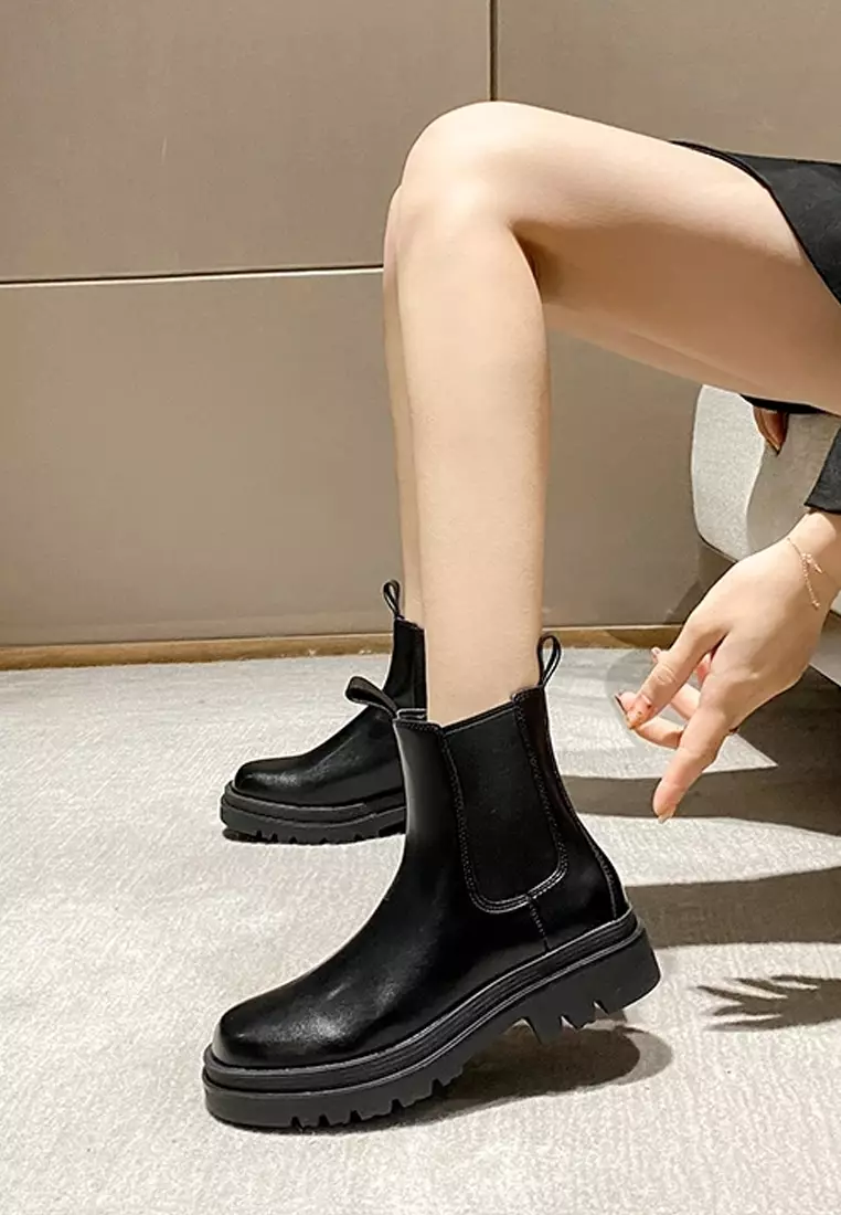 Buy Twenty Eight Shoes Square Toe Chelsea Boots YLT525-1 2025