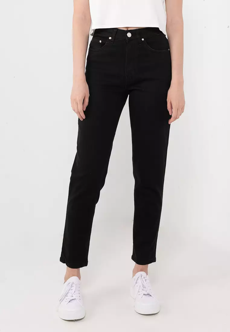 Quantic Tapered Mom Jeans
