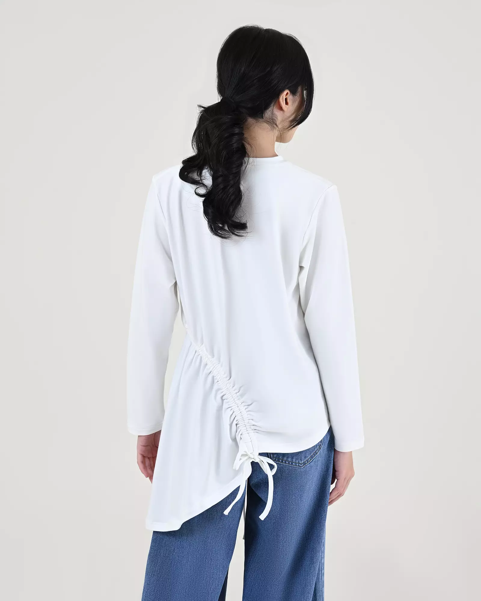 Geulis.id ALYA TEE - White