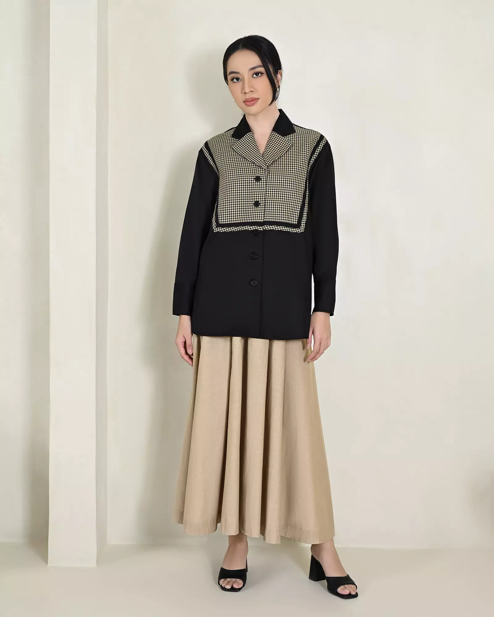 Geulis.id ALMARA SHIRT - Black