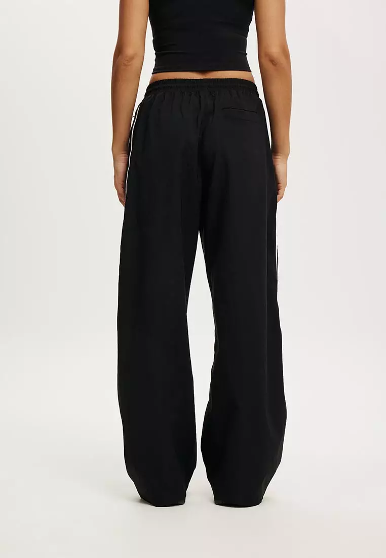 Baggy Woven Sweatpants