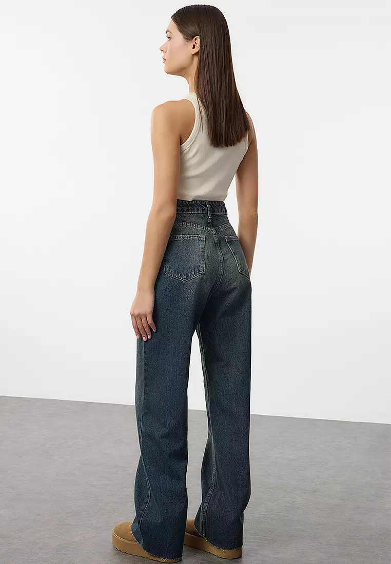 Cut-Out Faded Effect Vintage High Waist Straight Jeans
