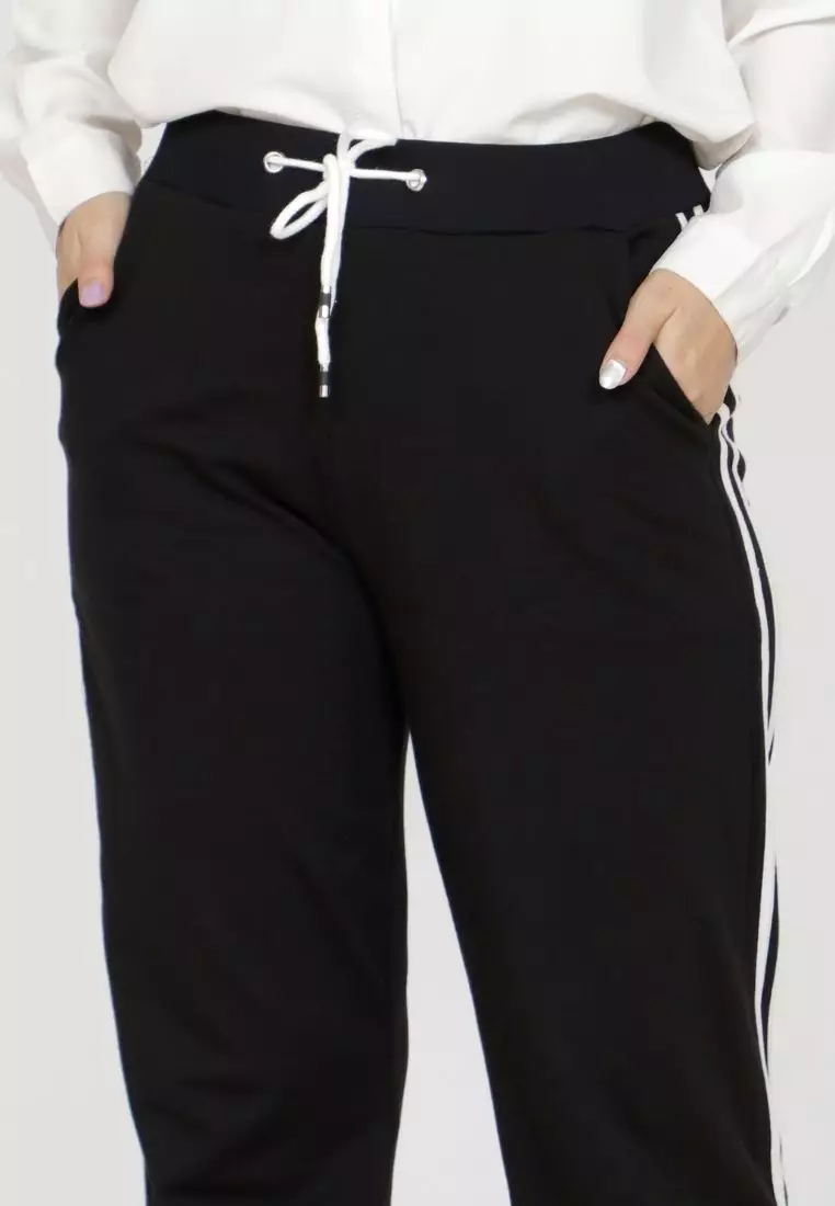 Basic Sweatpants - Celana Training Olahraga Wanita