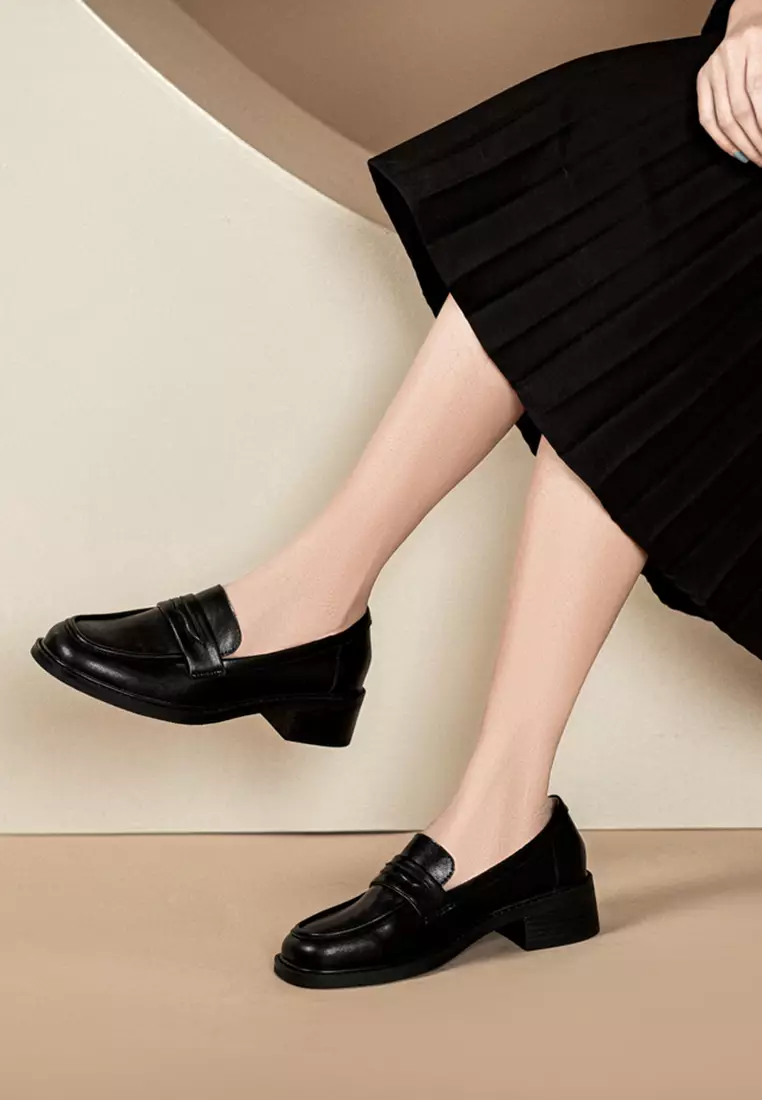 Round Toe Classic Leather Loafer TE912-2