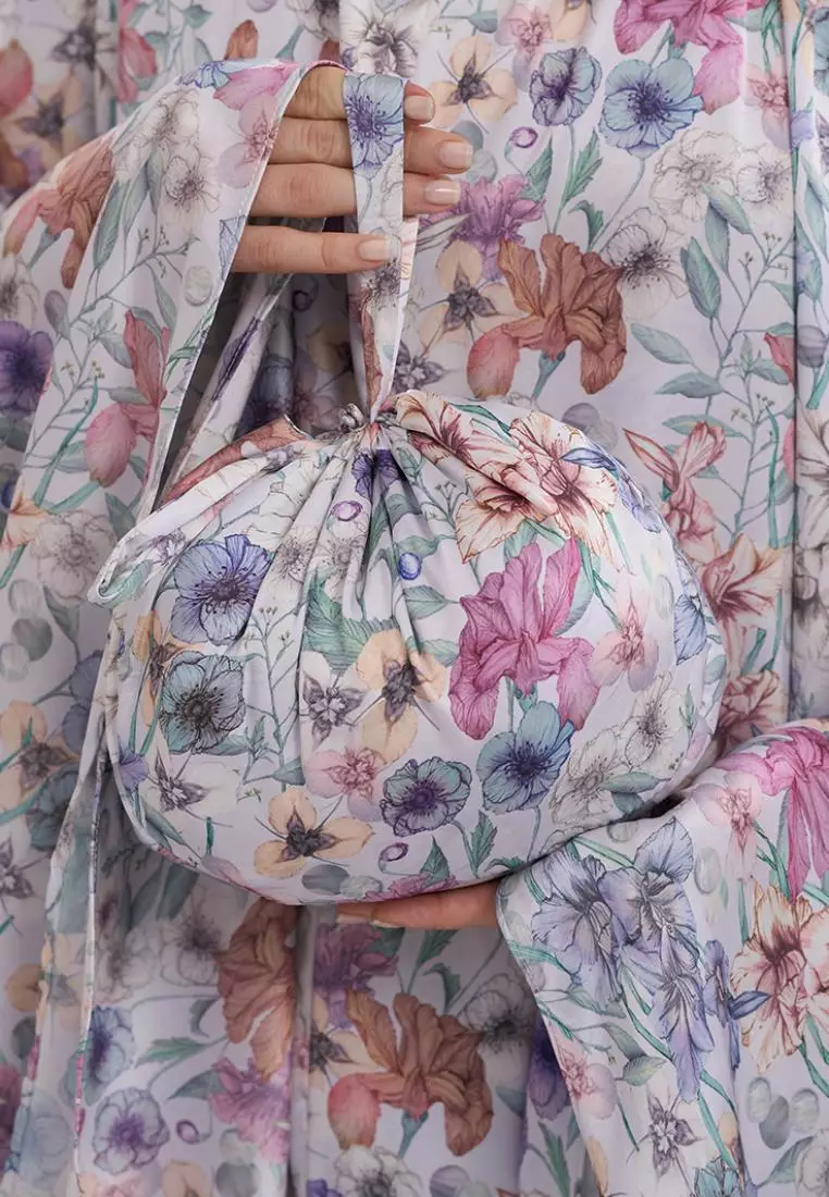 Arabela Anggun Maxi Mukena