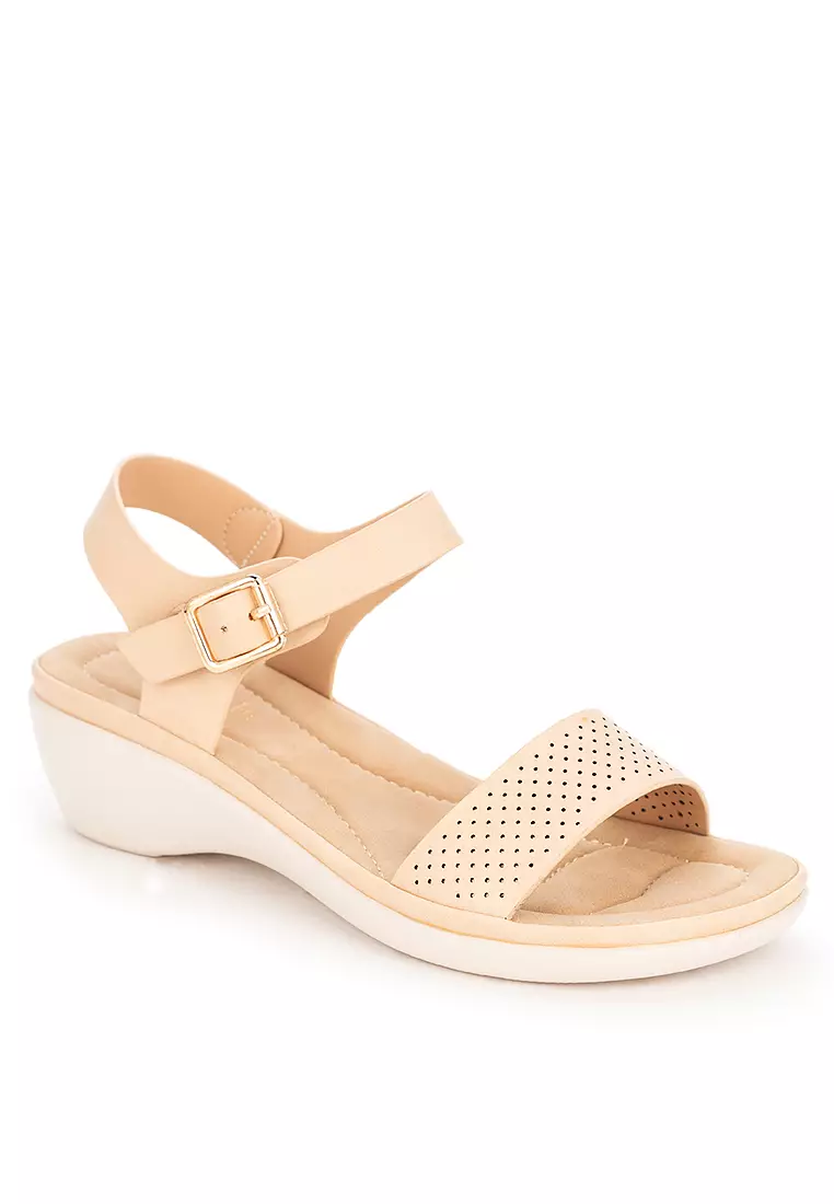 Discount on Unlisted  shoes - SKU: Joan 2 Comfort Sandals