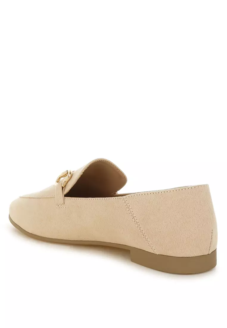 Sepatu Loafer Datar Hias Horsebit Warna Beige