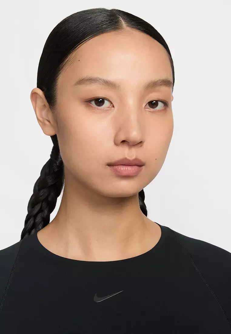 Universa Women's Dri-FIT Short-Sleeve Top