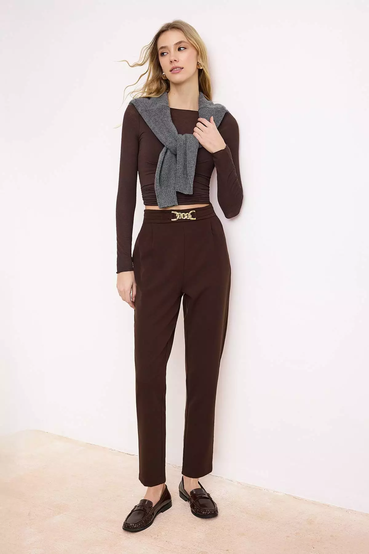 Dark Brown Carrot Pattern Buckle Detailed Trousers Twoaw26Pl154