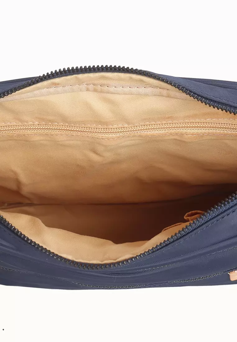 Travel Time Shoulder Bag 606-710462023 Blue