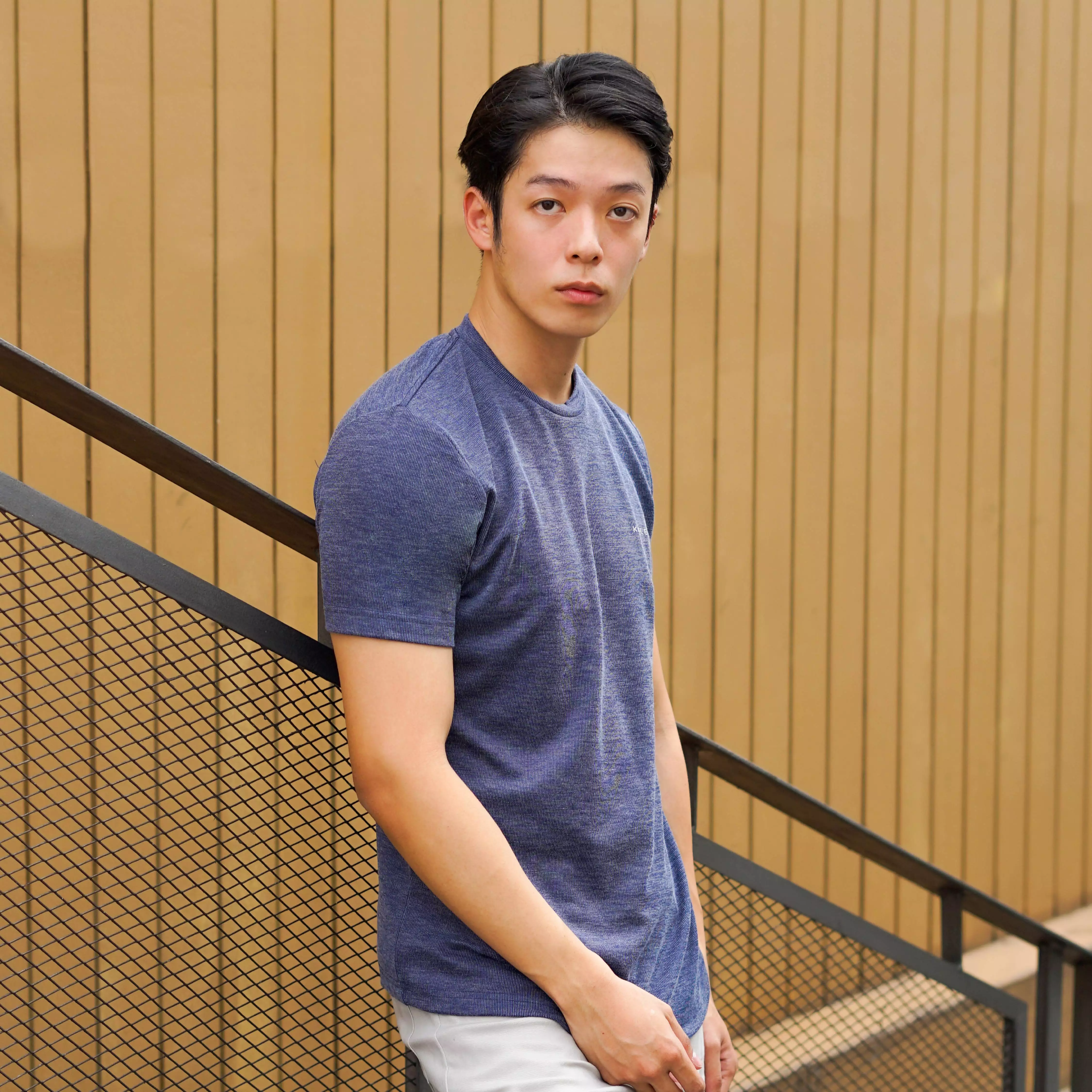 Kale Jovan Navy / Kaos Pria Basic Polos Lengan Pendek