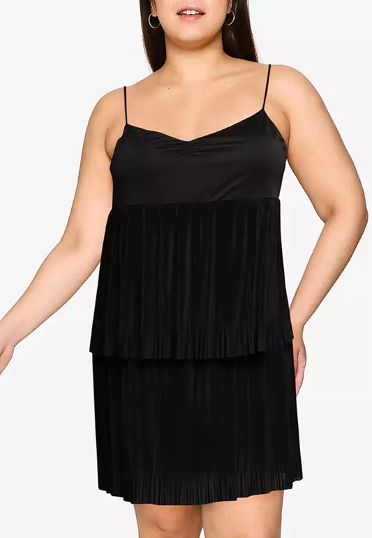 Plus Size Pleated Tiered Dress