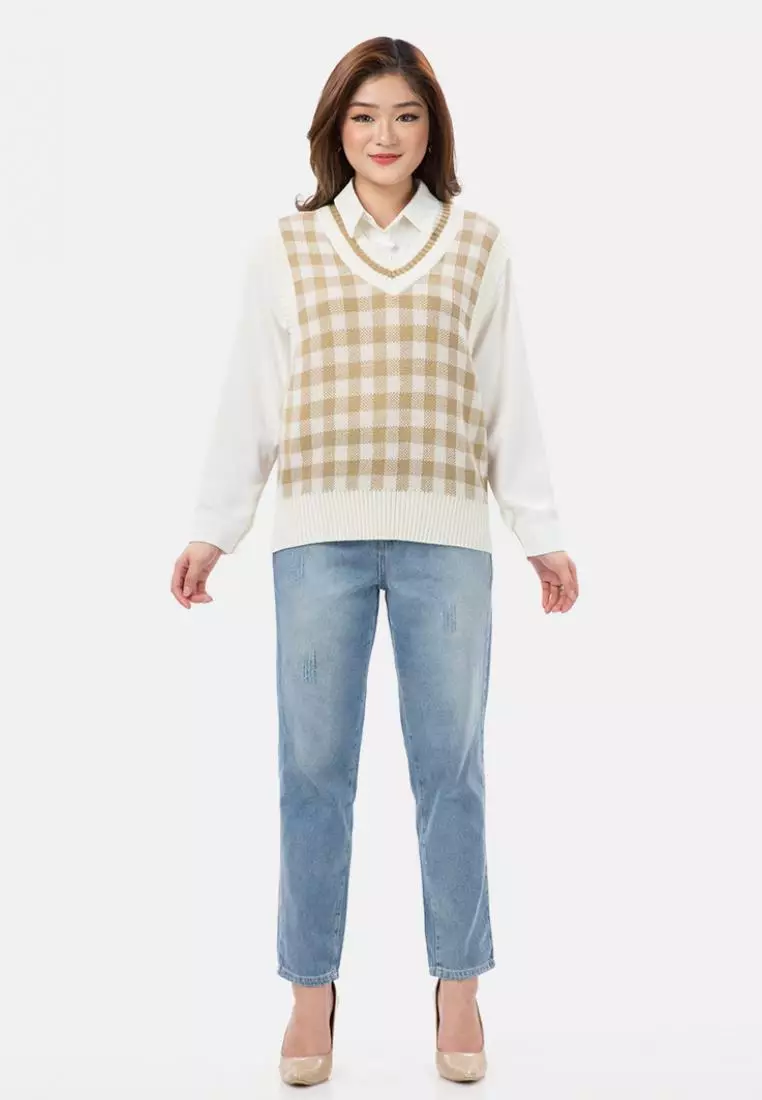 Big Checker Knit Vest in Beige