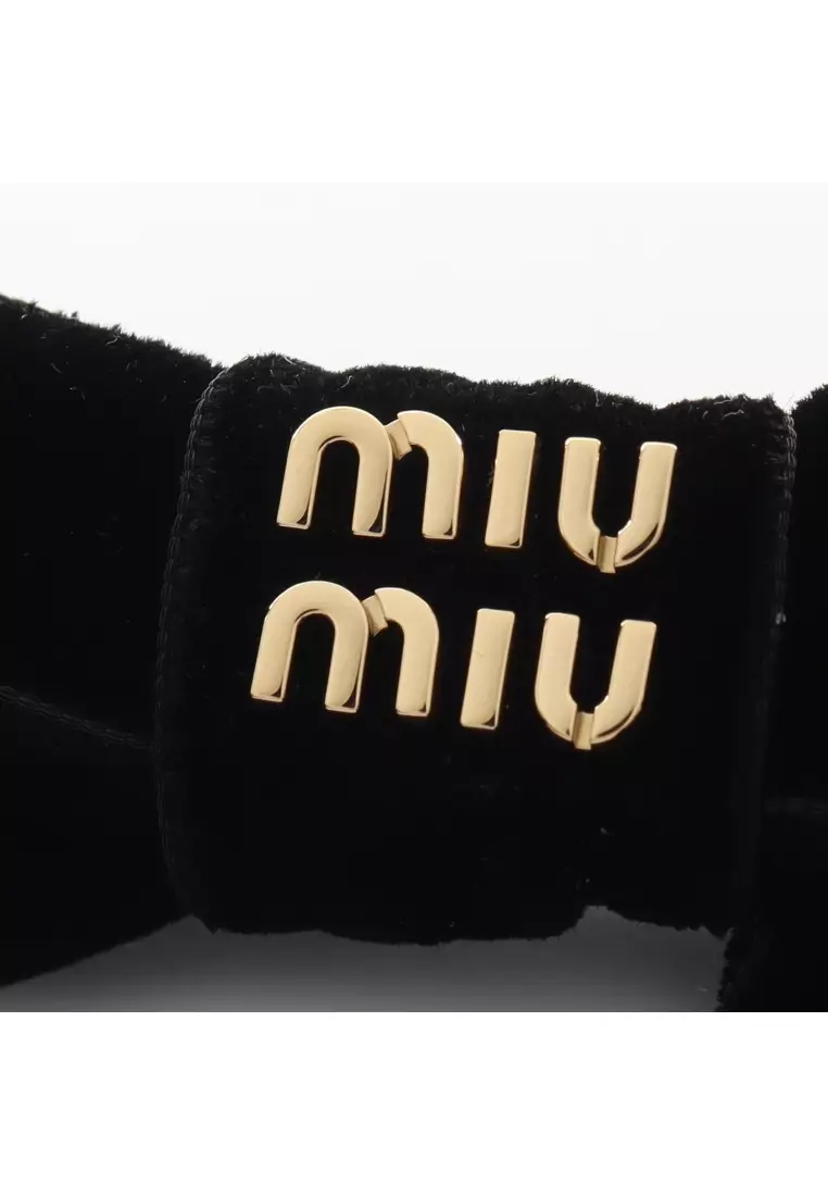Pre-Loved MIU MIU logo ribbon barretta GP Velor black gold