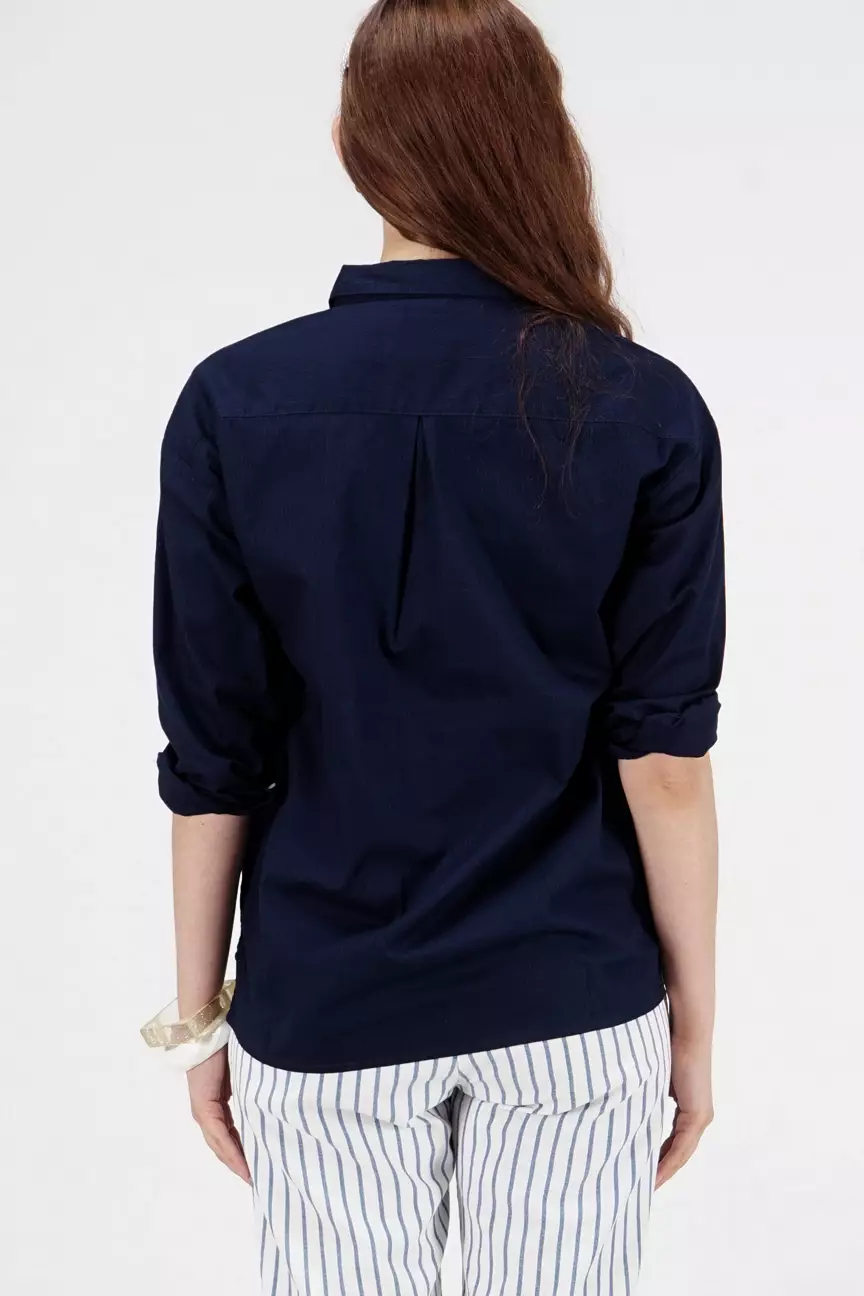 Kemeja Wanita Luna Navy