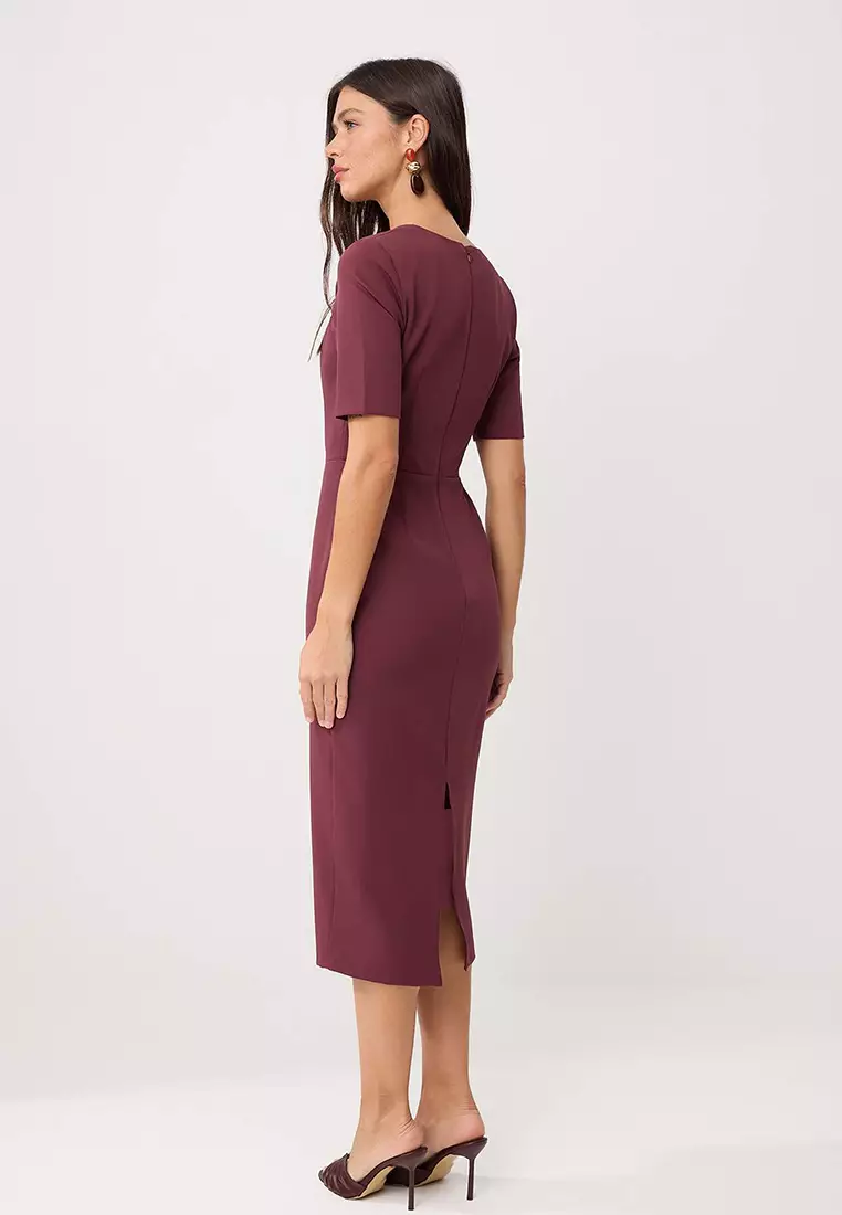 Plum Fitted Sleeveless Midi Stretchy Woven Dress Twoss26El336