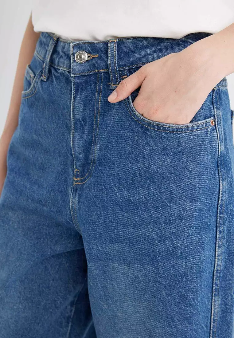 Carrot Fit Denim Jeans