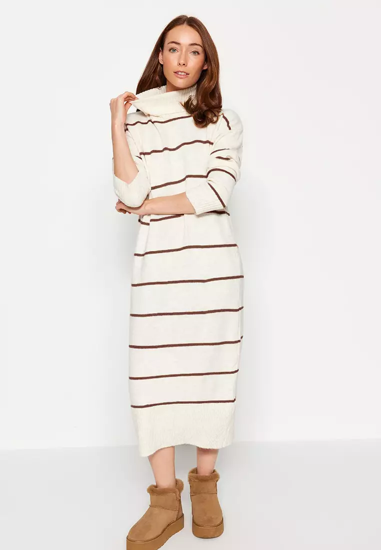 Stone Maxi Wide Fit Soft Texture Knitwear Dress