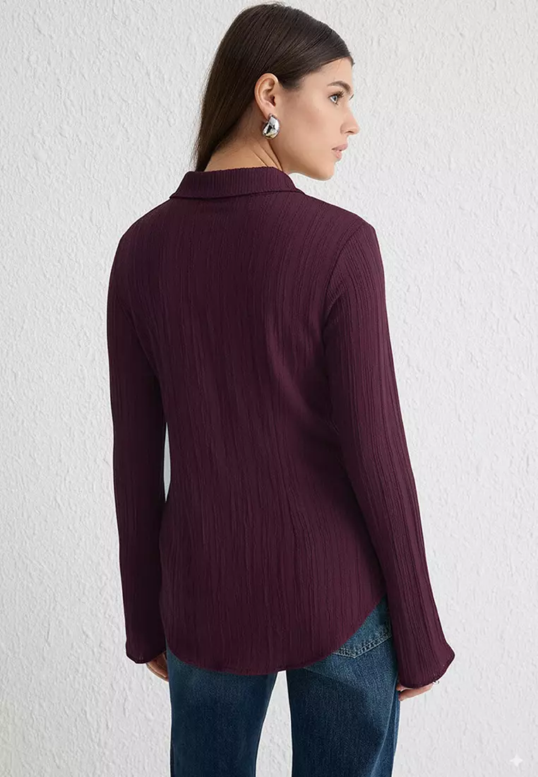Plum Textured Fitted Waist Woven Shirt Twoss24Go00002