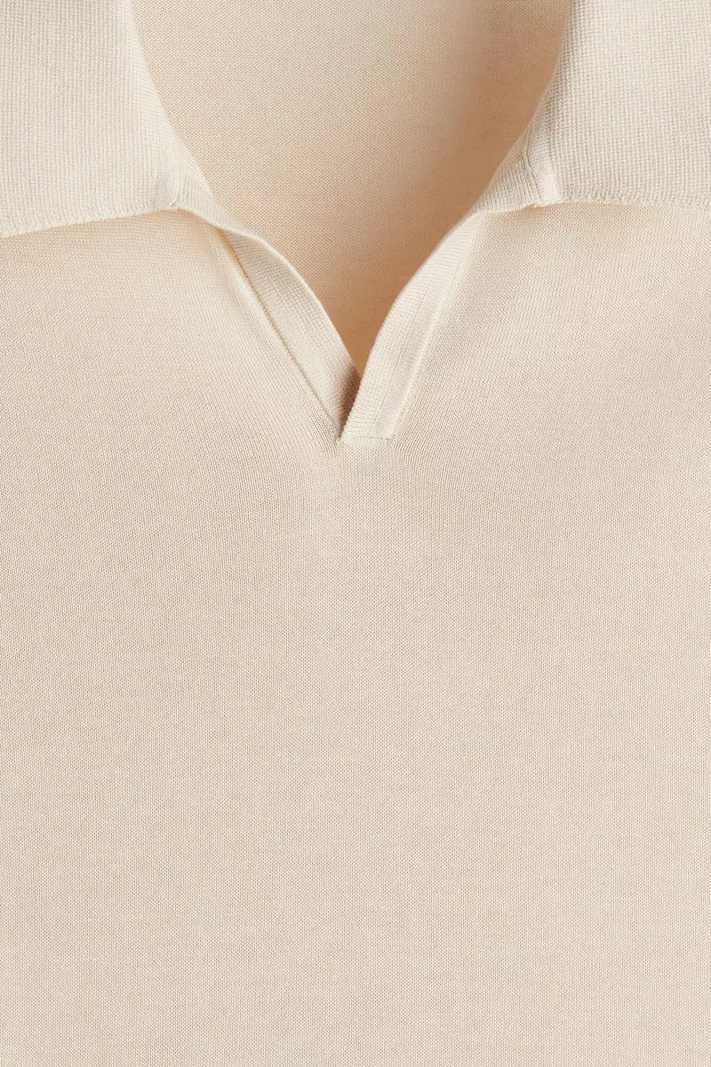 Regular Fit V-neck polo shirt