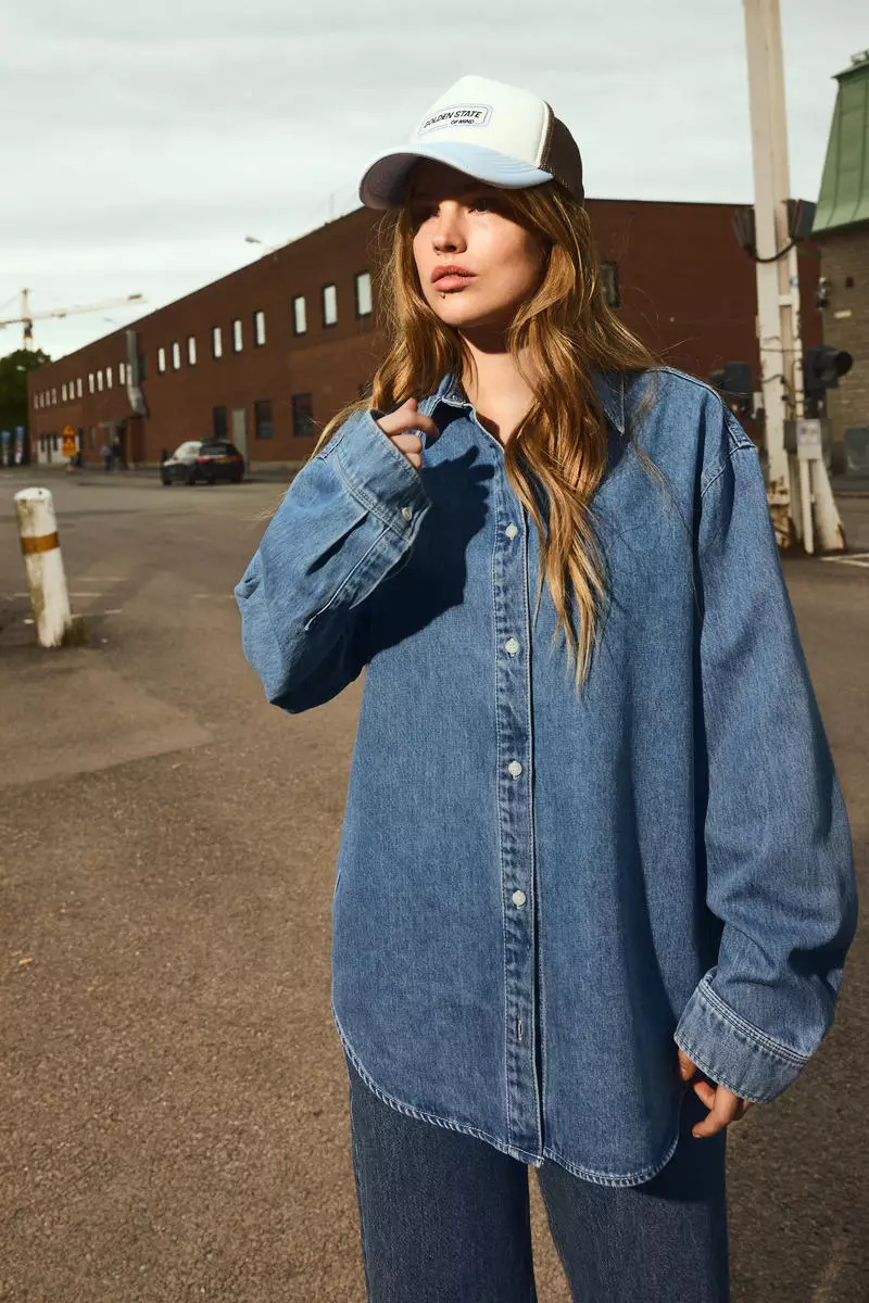 Buy H&M Oversized denim shirt 2025 Online ZALORA