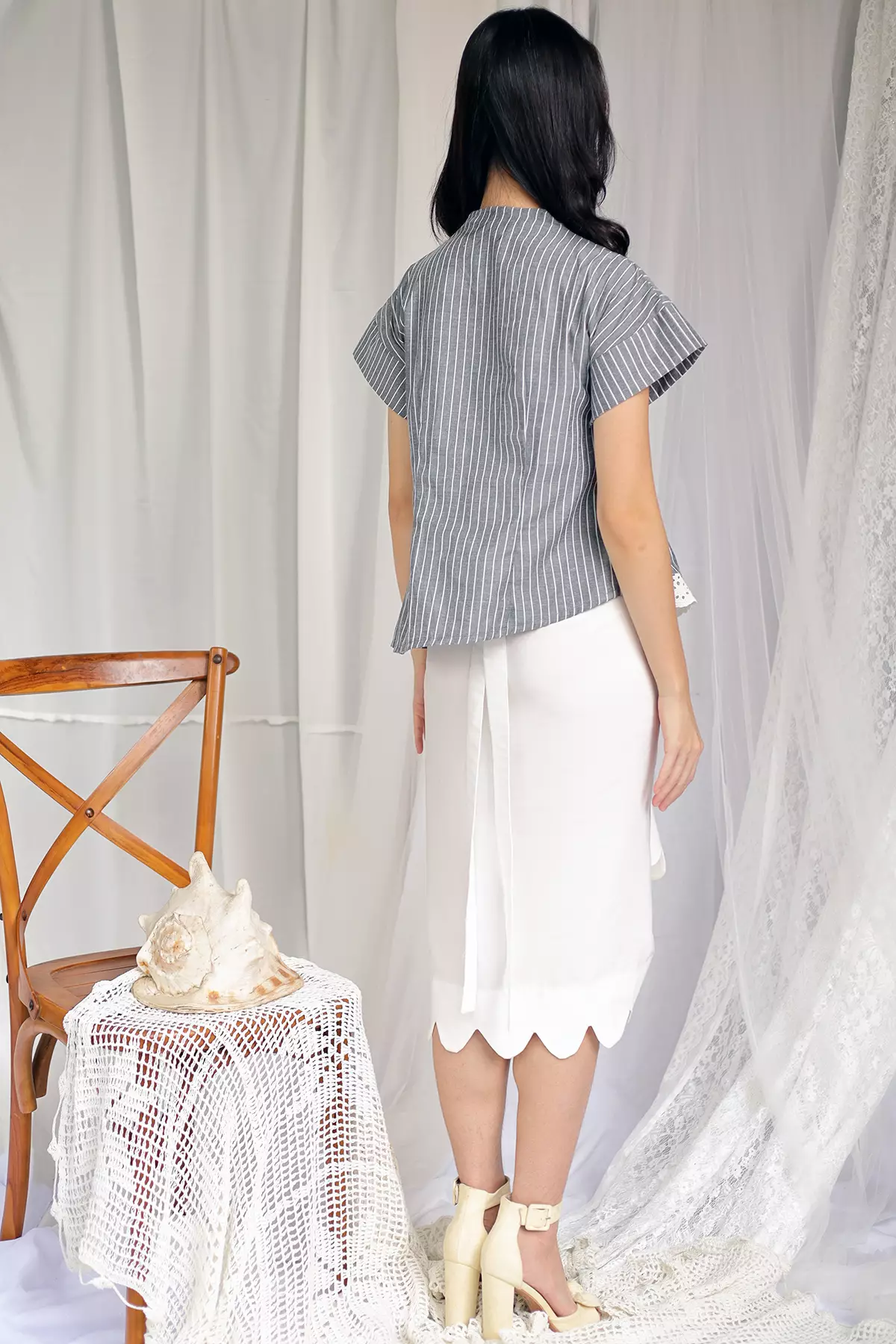 Serodja High Neck Grey Stripes Kebaya Janggan