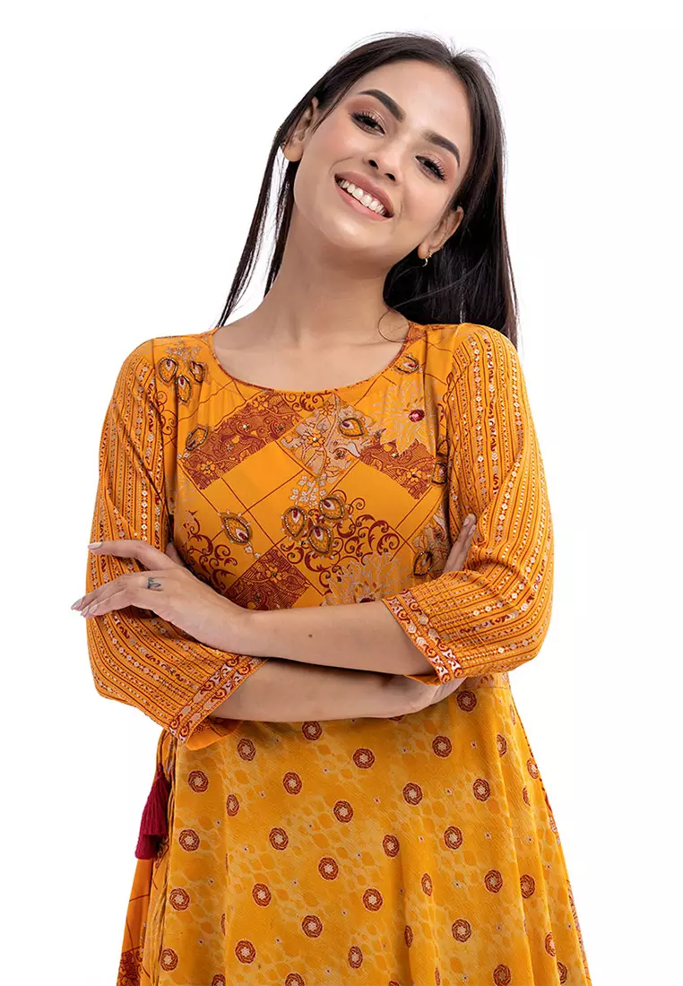 Le Reve 黄色乔其纱手工制作罩层风格束腰外衣