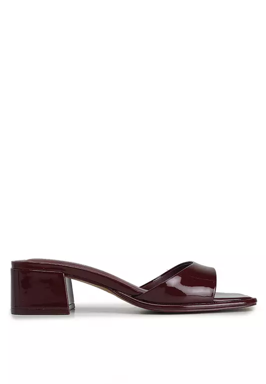 Dashaa Heels