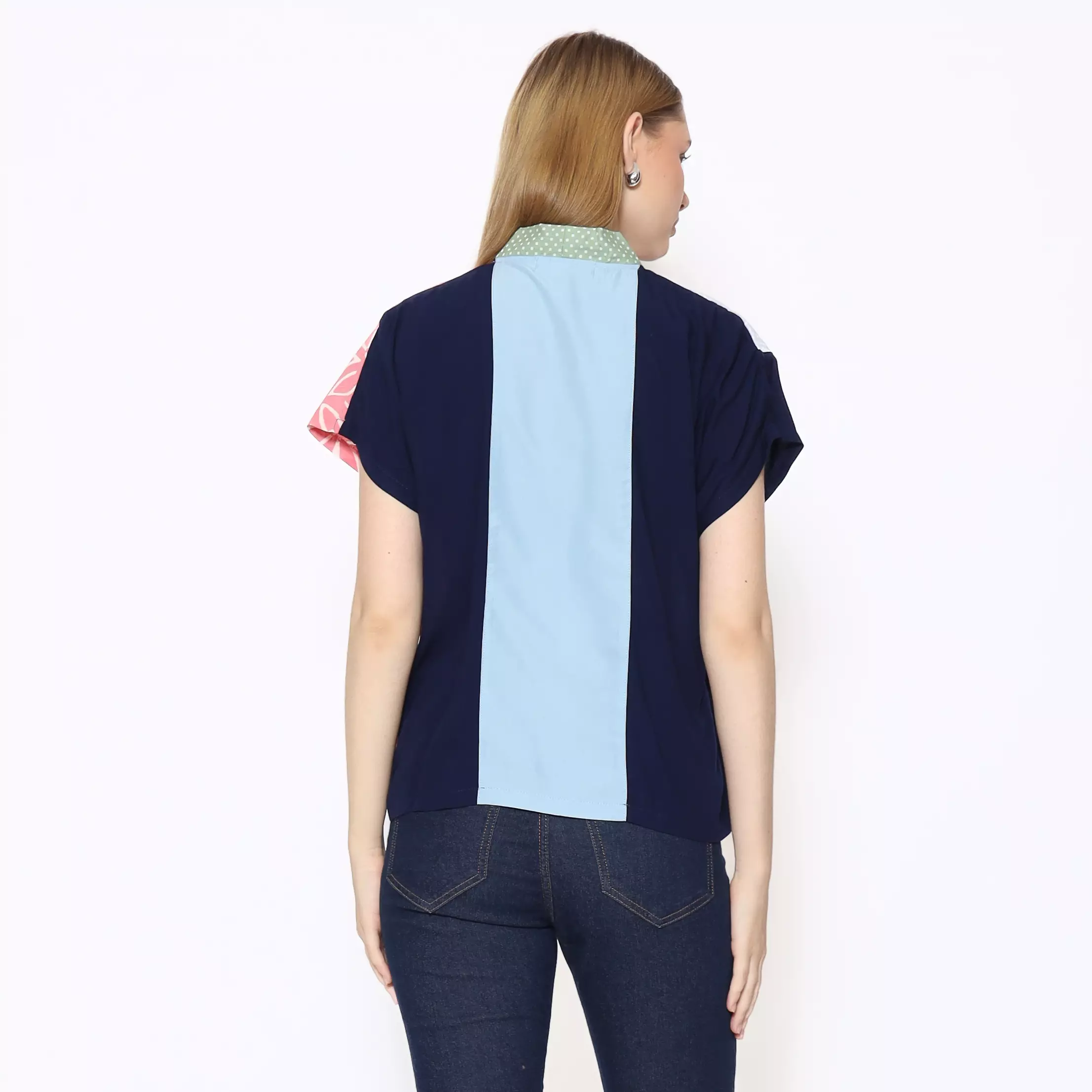 Blouse Batik Wanita - Bhatara Batik Fidelya - Atasan Batik Modern Lengan Pendek