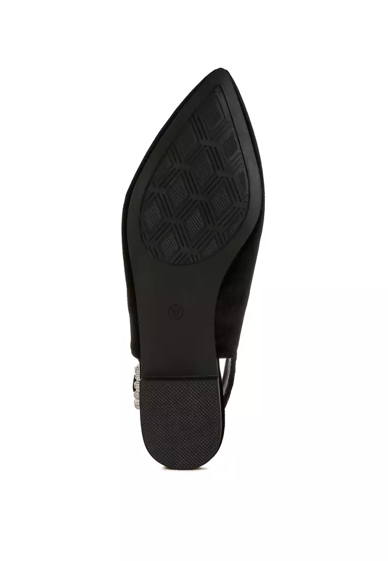 Sandal Datar Slingback Beludru Warna Hitam