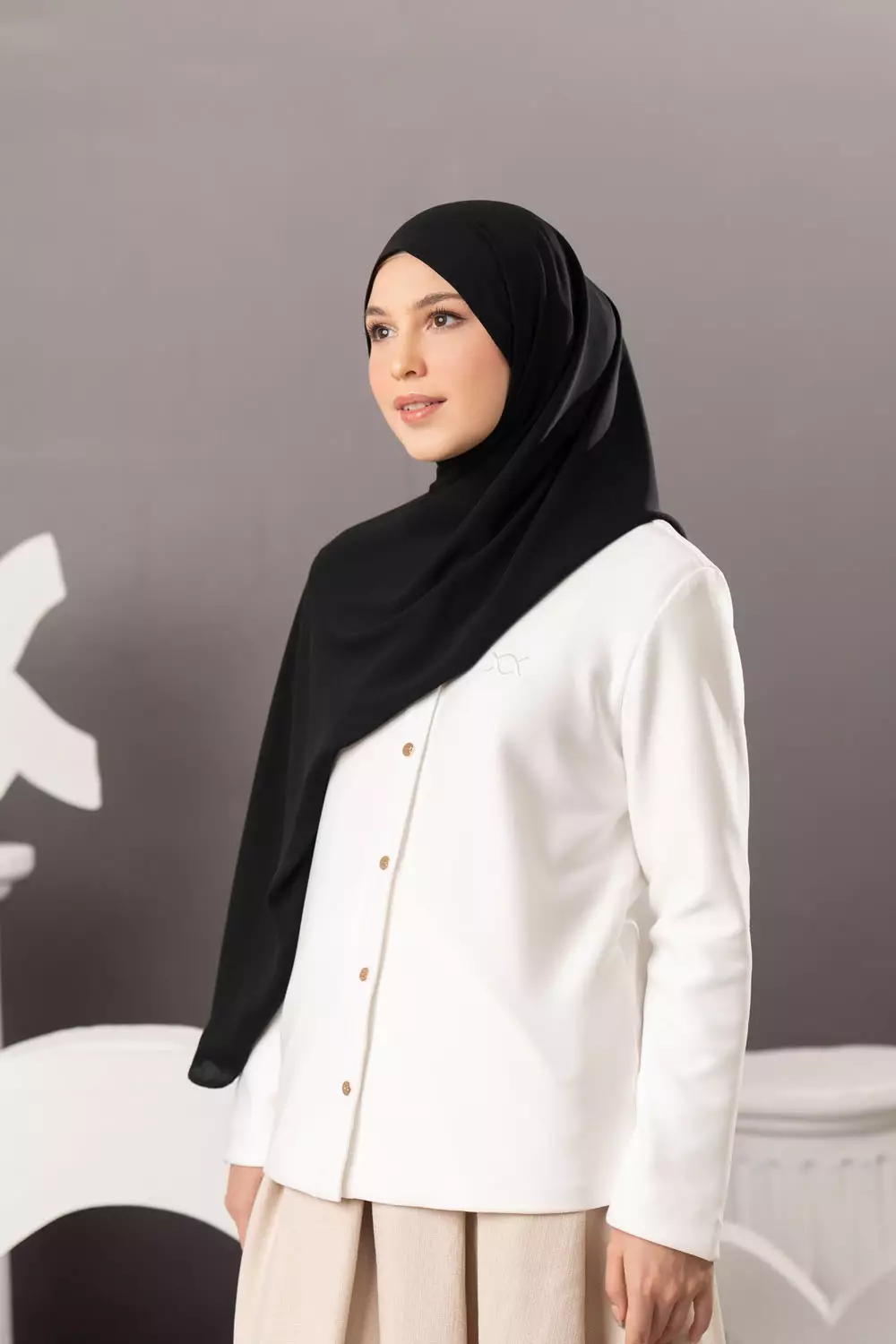 Klamby - Naya Pashmina Magnetite