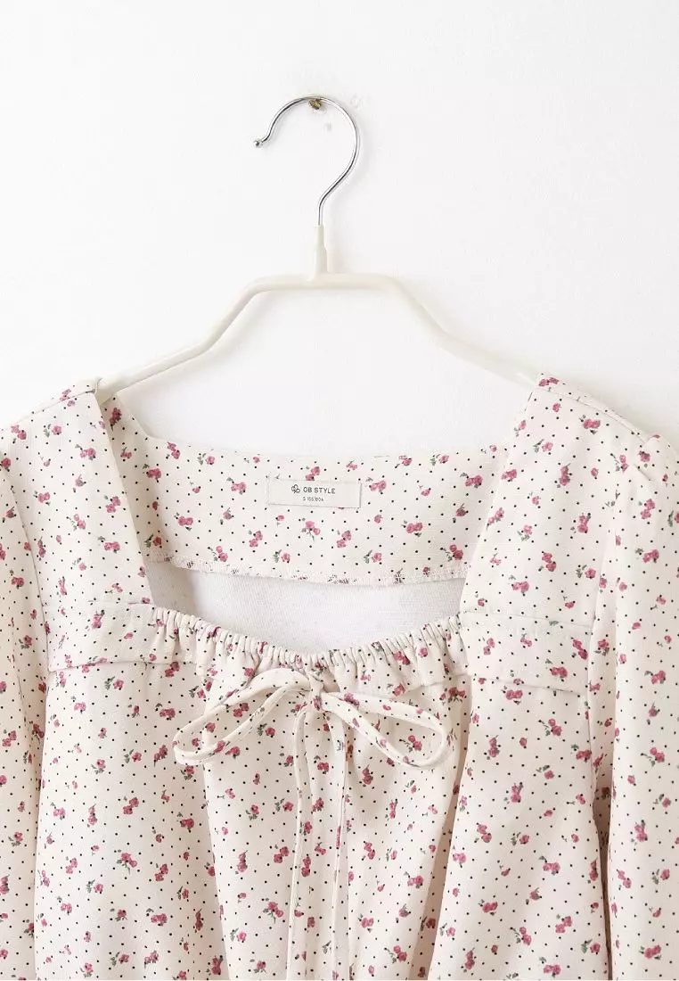 Romantic Floral Smocked Crop Blouse with Square Neck and Puff Long Sleeves [AB19913]