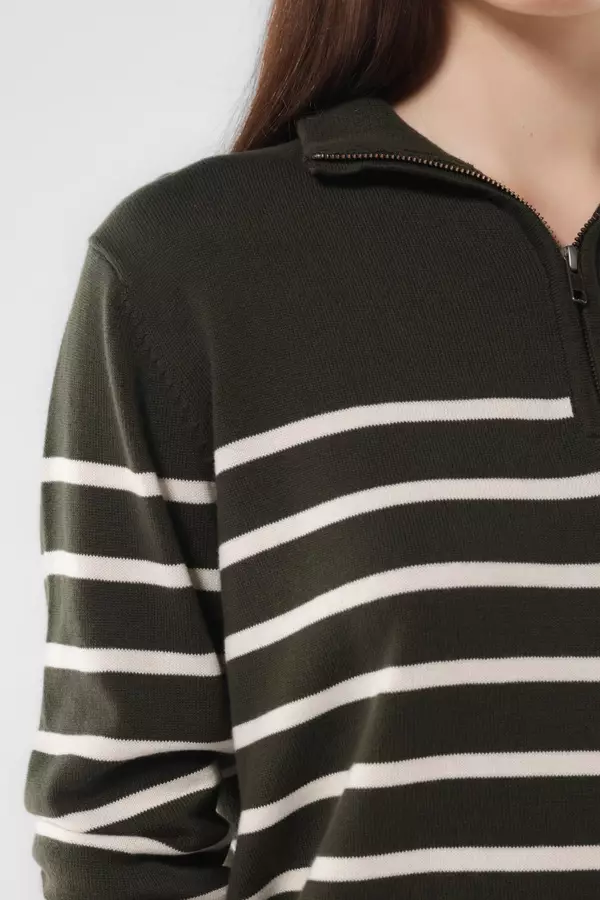 MINIMAL - Reeny - Sweater Rajut Zipper Motif Garis - Green