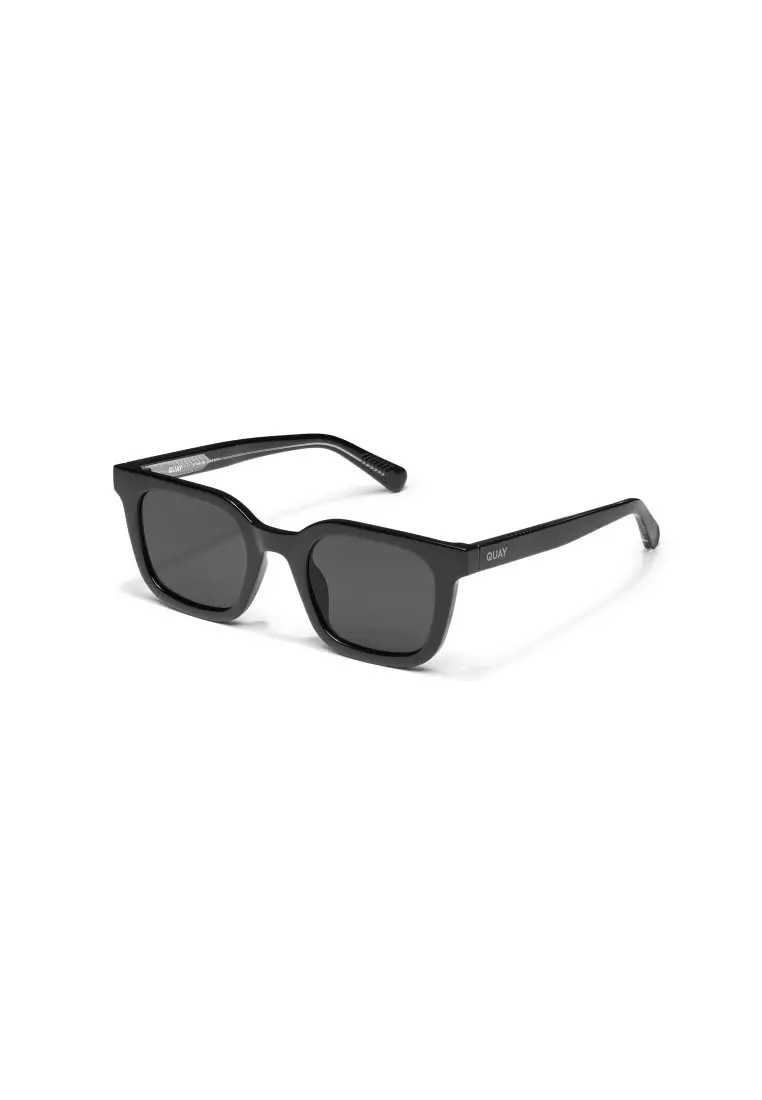 QUAY Game Over Sunglasses - Black/Smoke Polarized