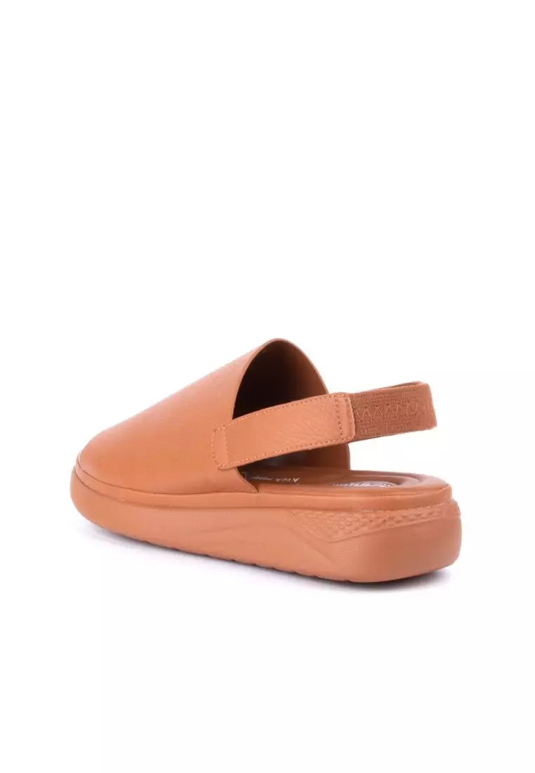LARRIE Ladies Brown Comfort Foam Sandals