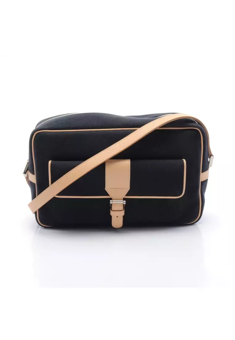 Burberry Pre-loved Burberry Shoulder bag canvas leather Navy beige 2024 |  Buy Burberry Online | ZALORA Hong Kong