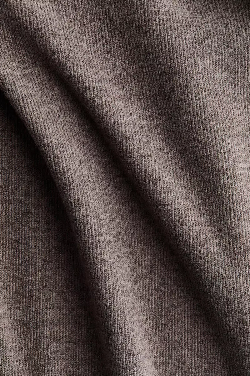 Wide knitted trousers