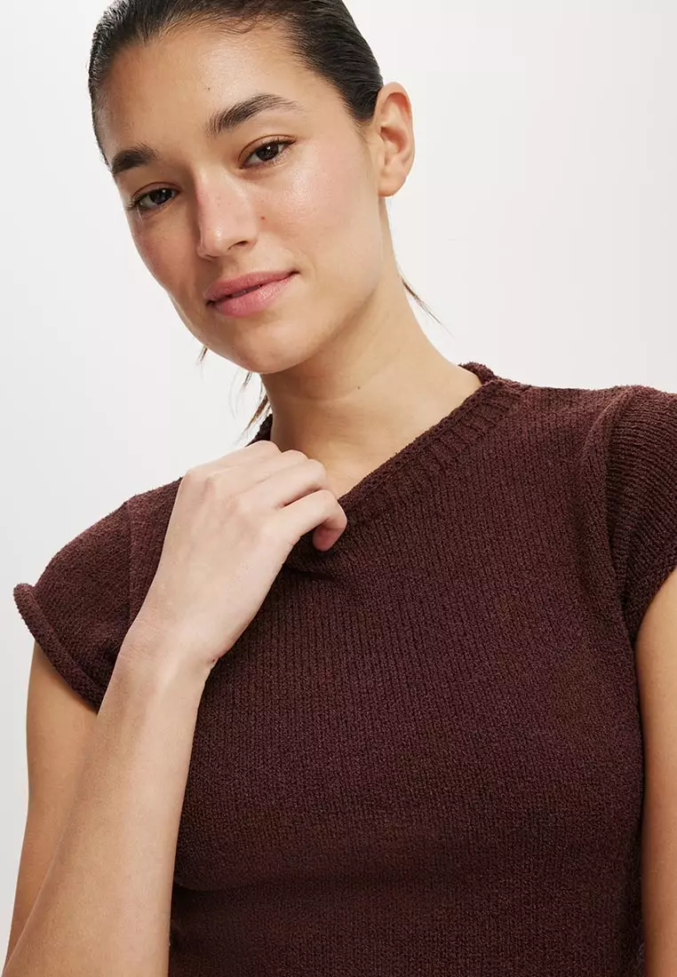 Textured Short Sleeve Knit Top