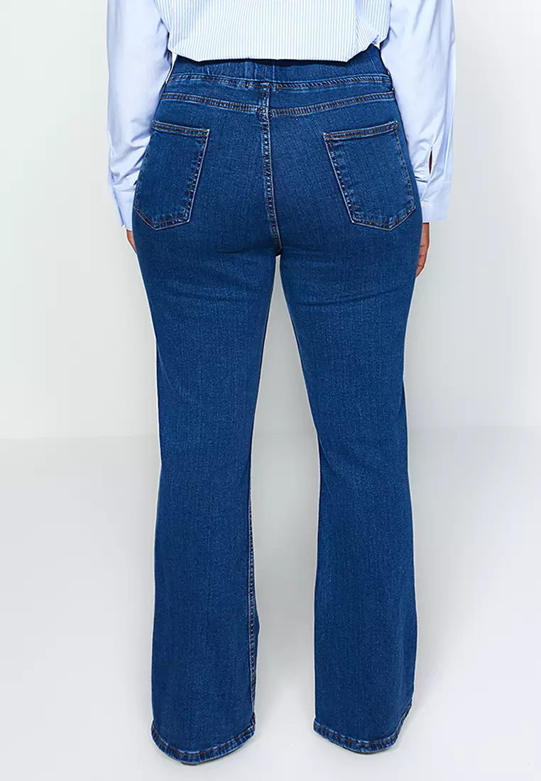 Jeans plus best sale size online