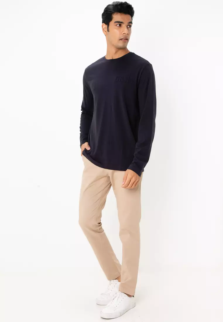 Embossed Long Sleeves T-shirt