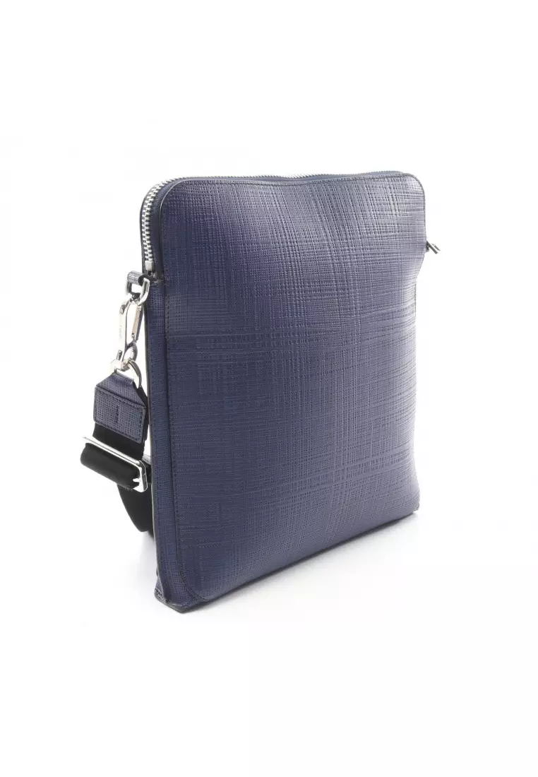 Pre-Loved LOEWE GOYA CROSSBODY BAG Goya Shoulder bag leather dark blue