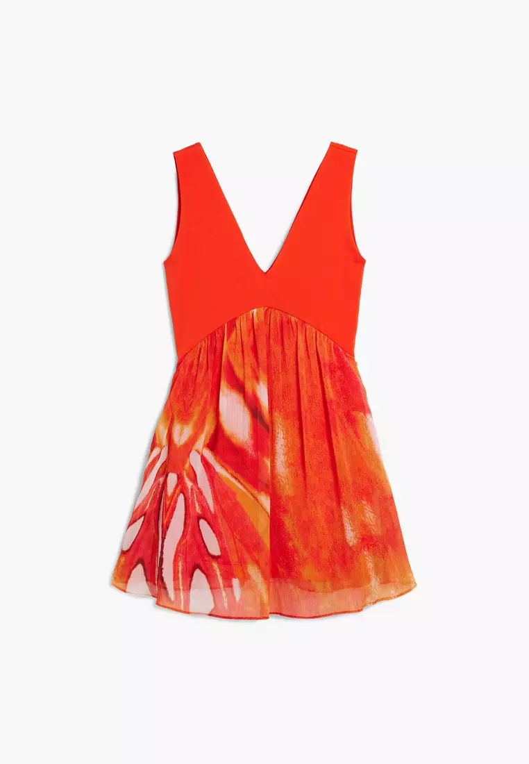 Short dress with ethnic print