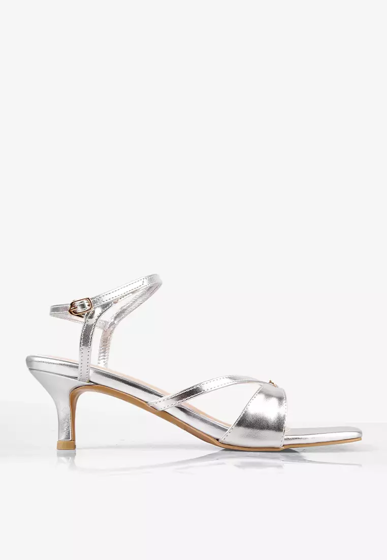 Calula Strappy Heels Metallic Heels in Silver