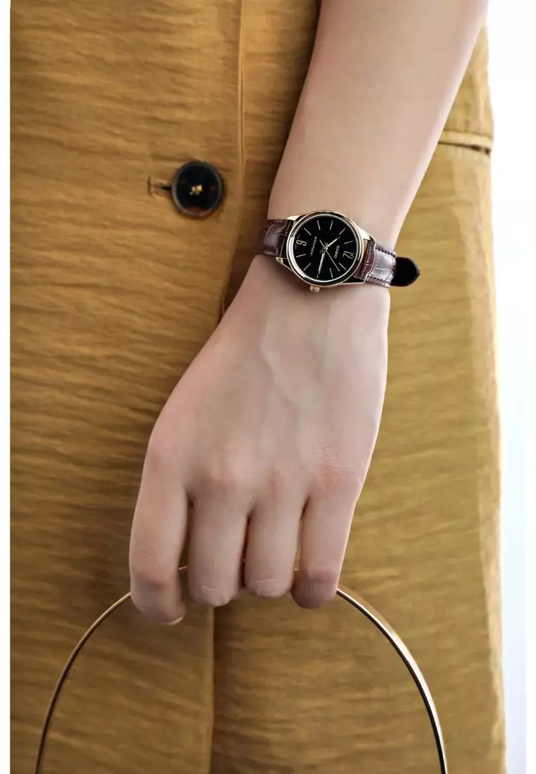 Women's Analog Watch LTP-V005GL-1B2 Brown Leather Band Watch for ladies