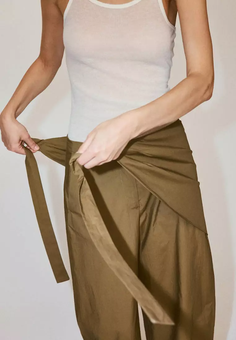 Straight-Leg Trousers With Detachable Scarf