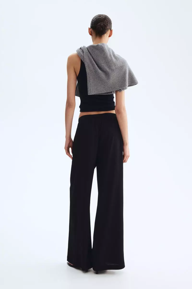 Wide pull-on trousers