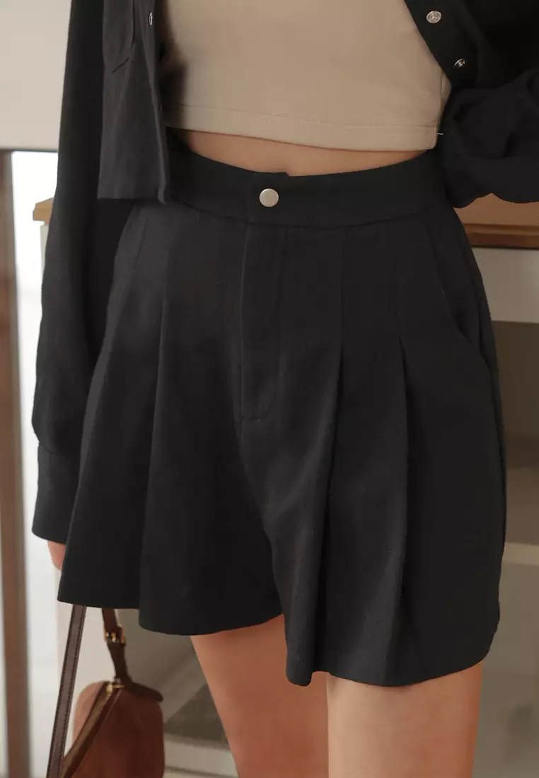 Pleated Shorts