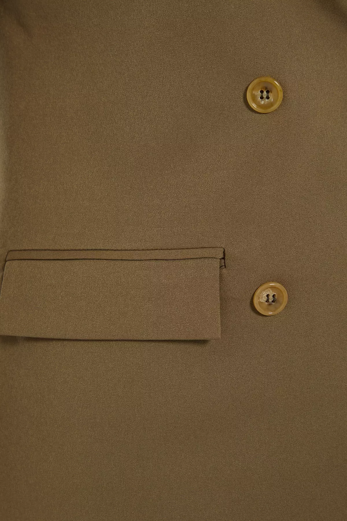 Button Detailed Blazer