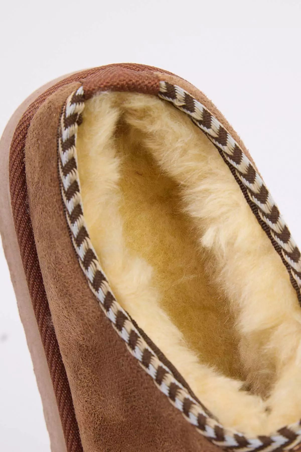 Tan Embroidery Detailed Thick Sole Women's Ankle Boots With Fur Inside Takaw26Bo00003